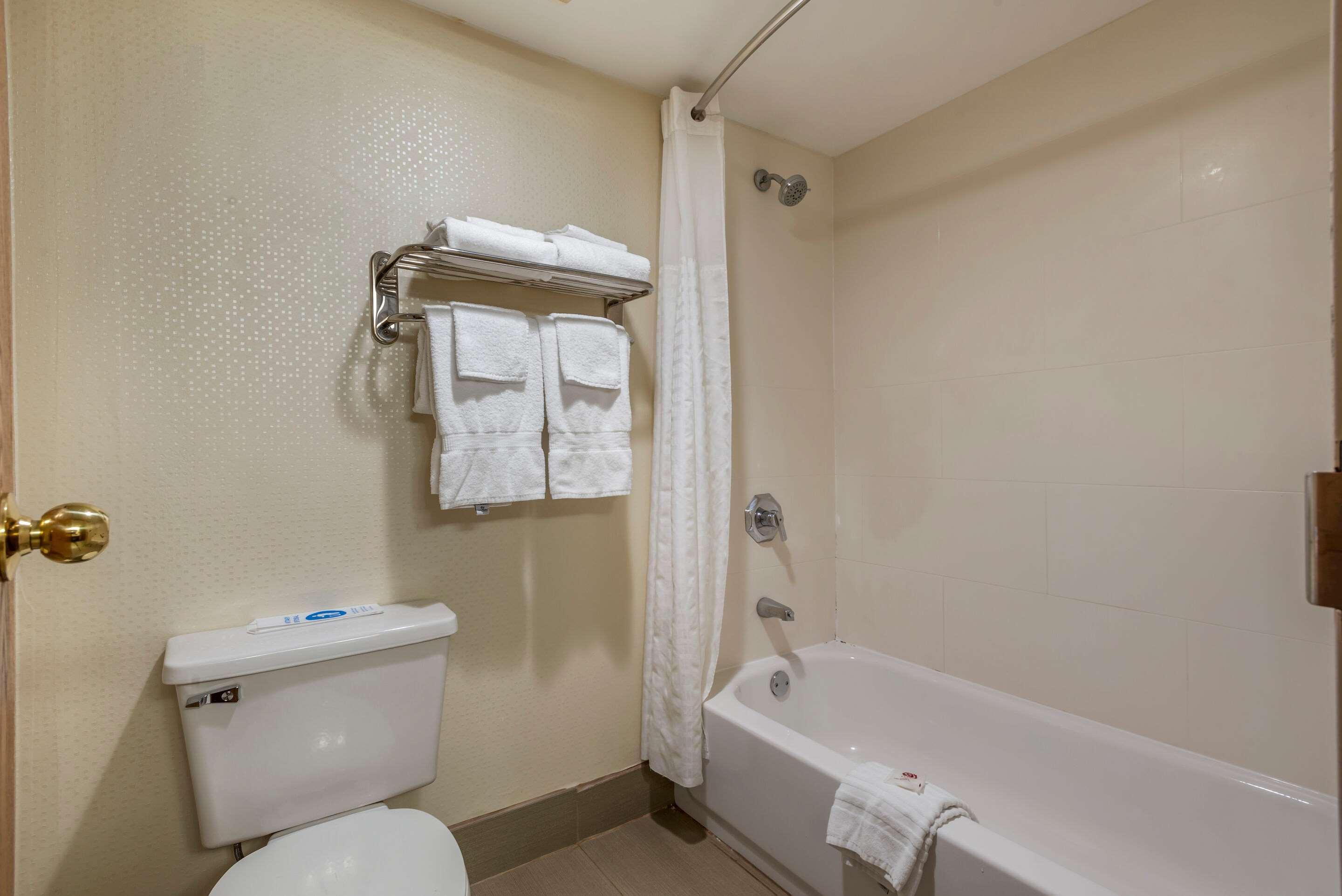 Comfort Inn West Hazleton Exterior photo