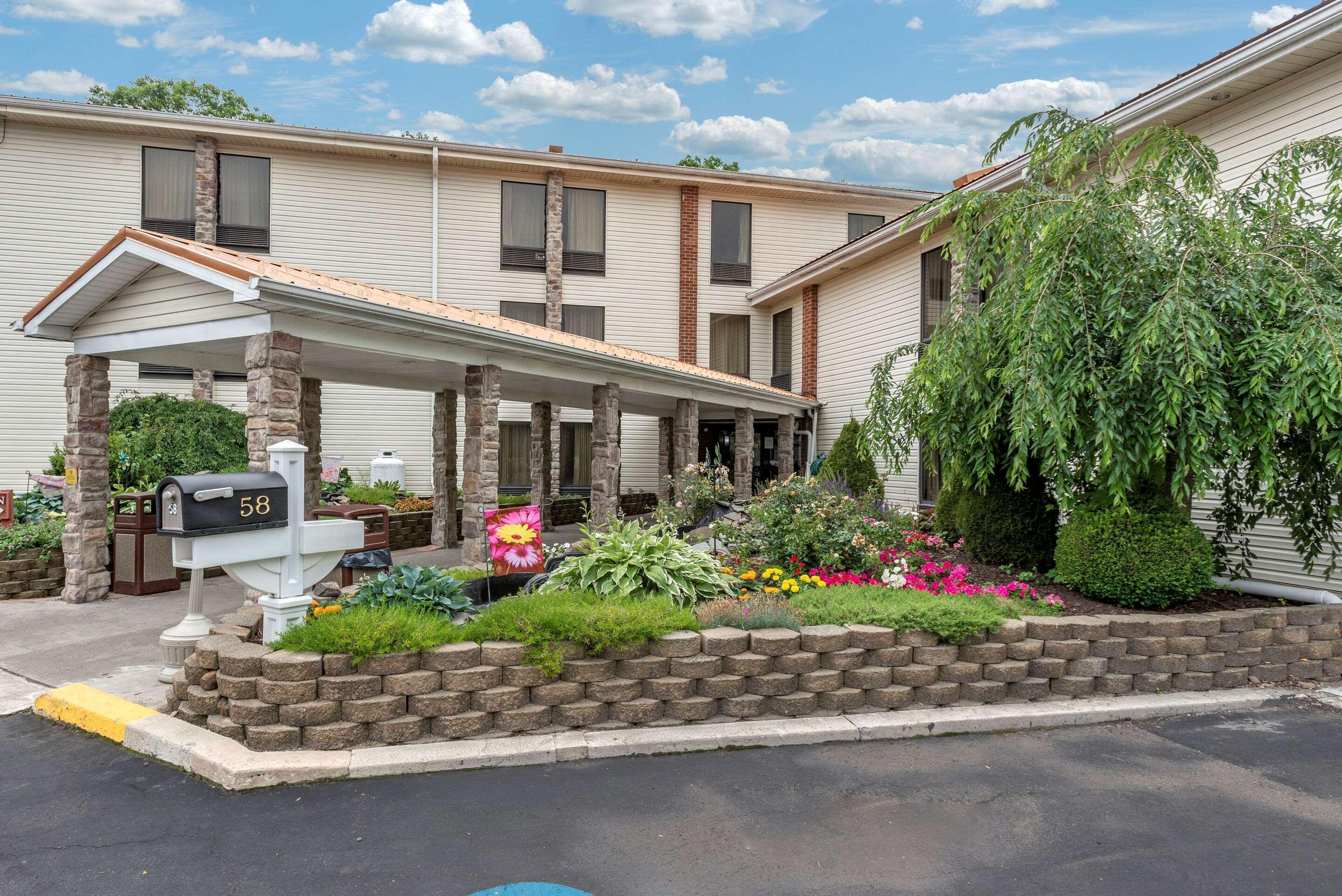 Comfort Inn West Hazleton Exterior photo