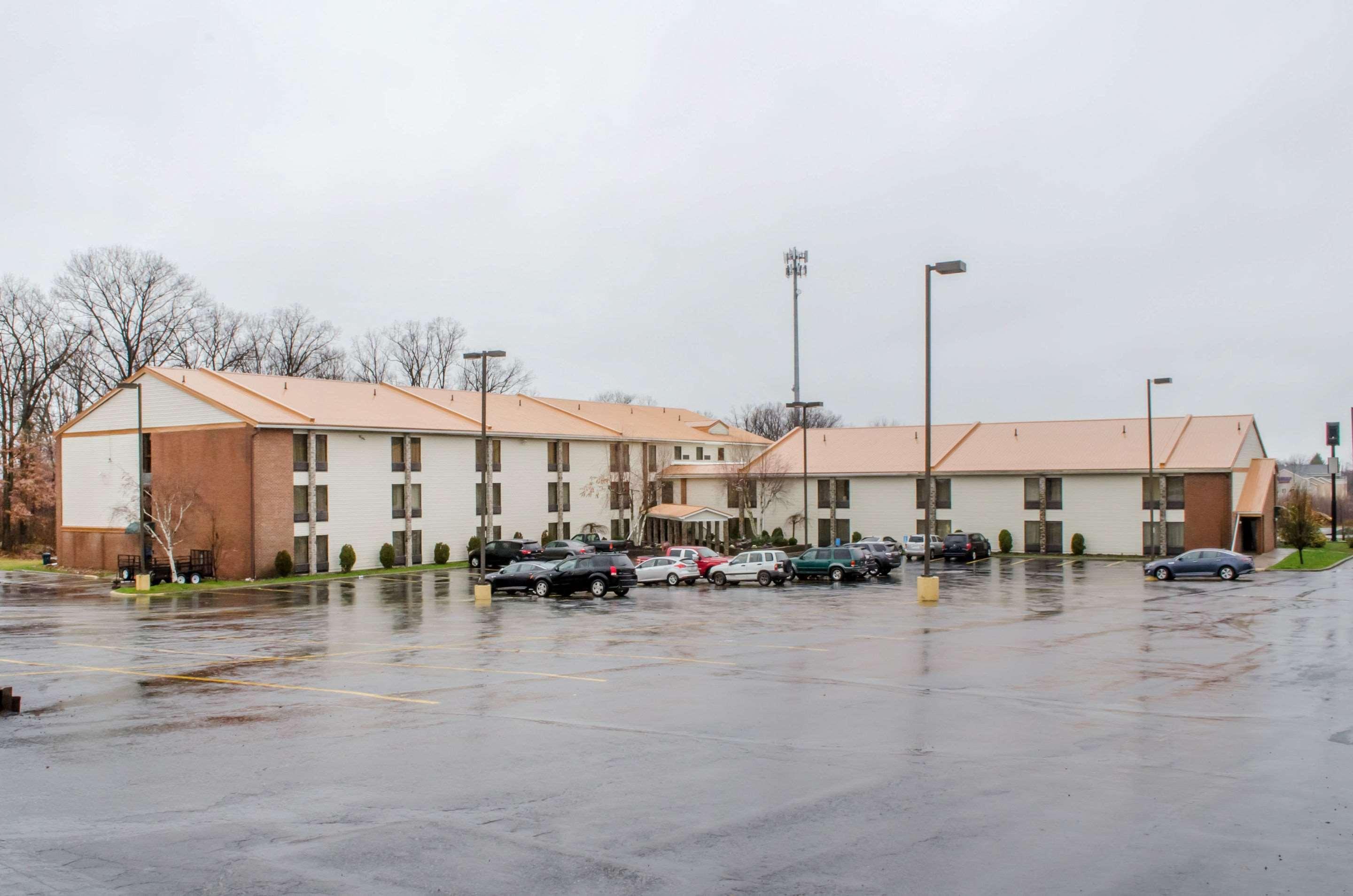 Comfort Inn West Hazleton Exterior photo